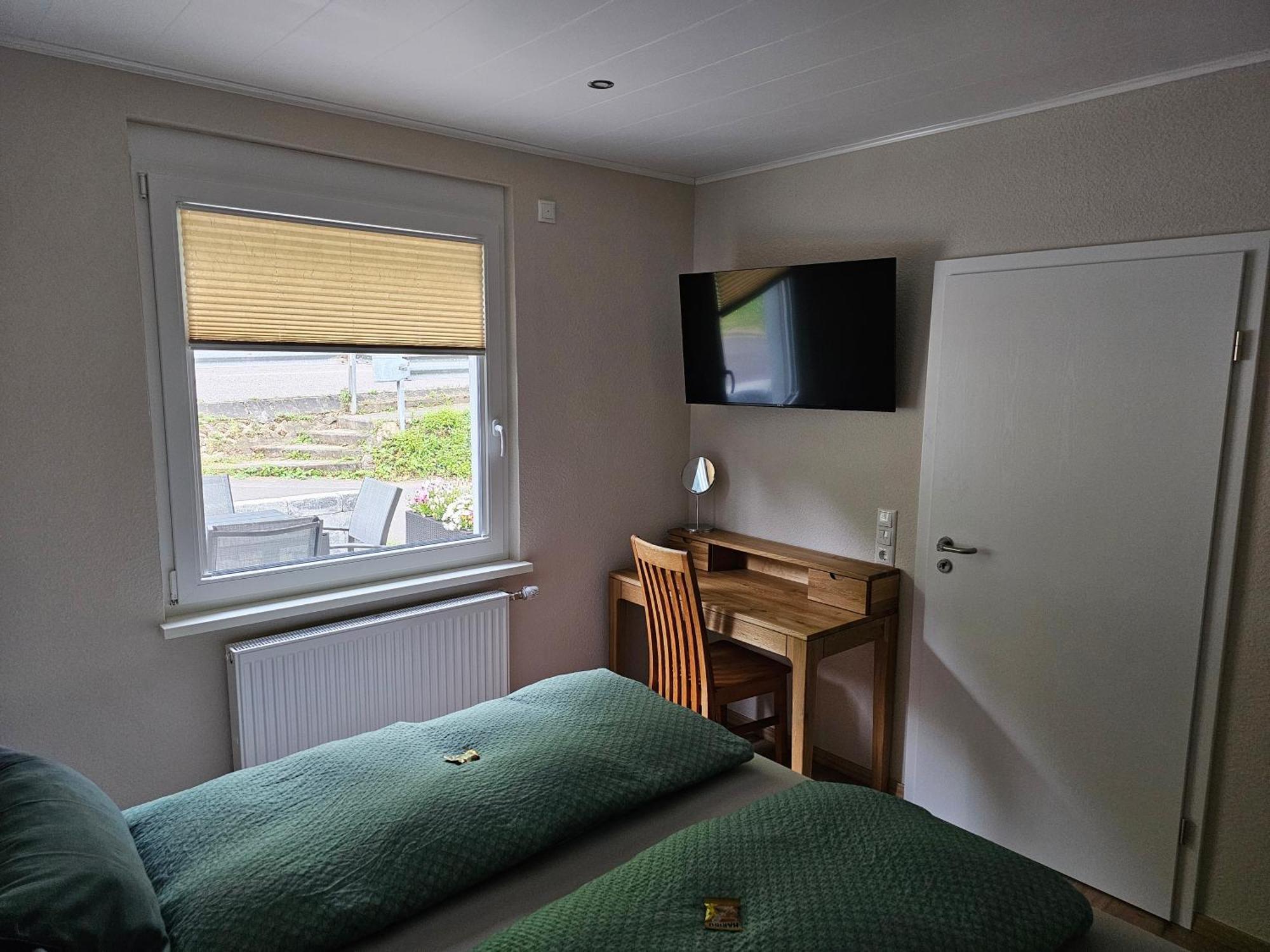 Ferienwohnung Kippehaeusje Briedern エクステリア 写真
